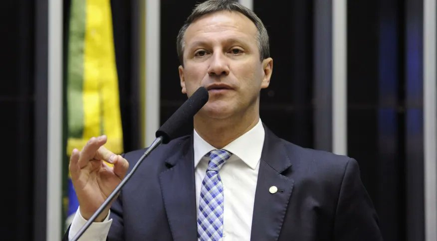 Presidente da Comissão de Segurança Pública quer convocar ministros do STF