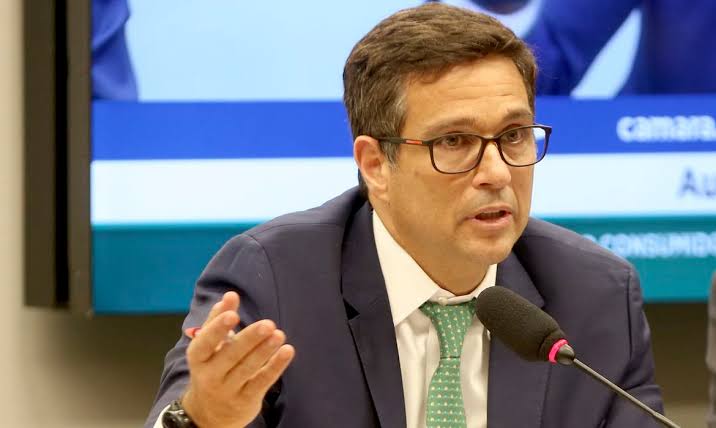 ESSE É MACHO: Não saio nem a “pau”, diz presidente do BC em recado a Lula