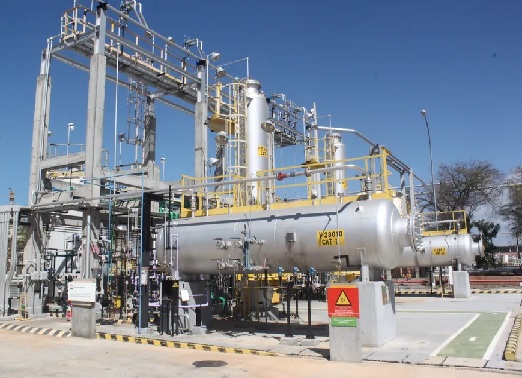 Governo dos pobres: Preço do litro gasolina aumenta R$ 0,15 na refinaria do RN