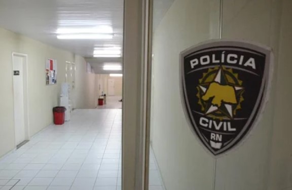 Bandidos arrombam delegacia em Natal e furtam dois aparelhos de ar-condicionado; Polícia Civil investiga